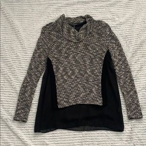 Faux turtle neck flowy sweater